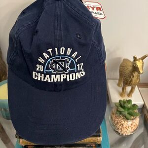 NWT men’s UNC National Champions 2017 Final Four hat.